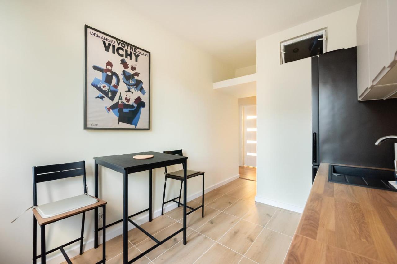 Ochota Sunny Apartment Varsó Kültér fotó